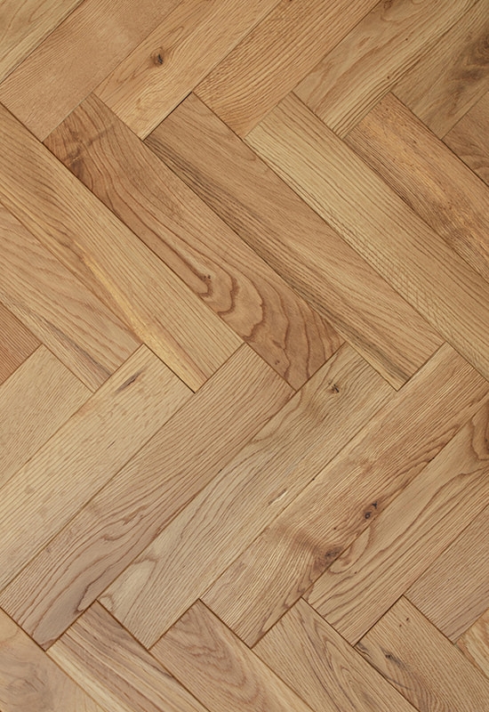 Alba quercu LXX PRAESTRA solidum silvam Tabulatum